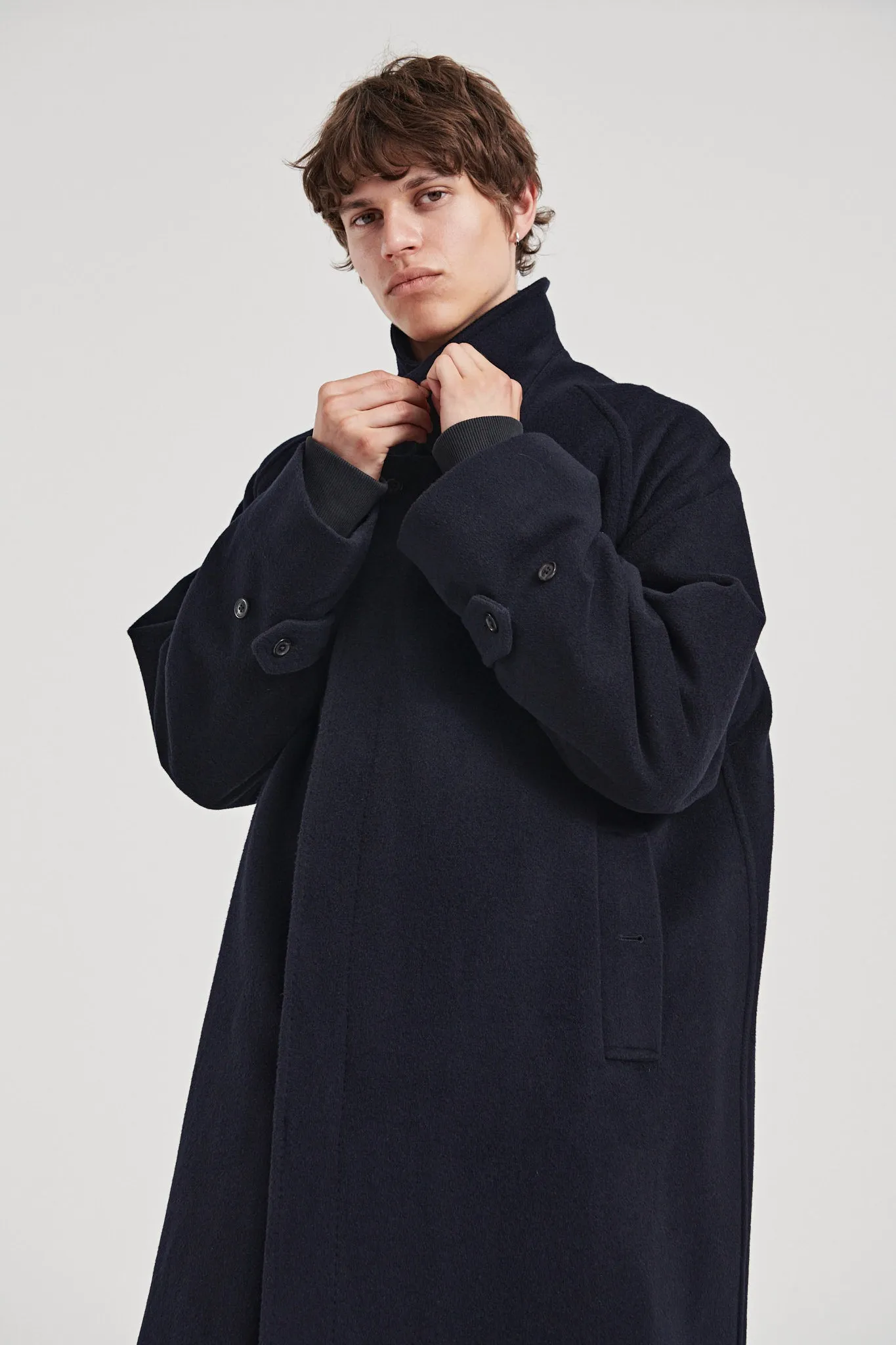 10 / Cashmere coat navy