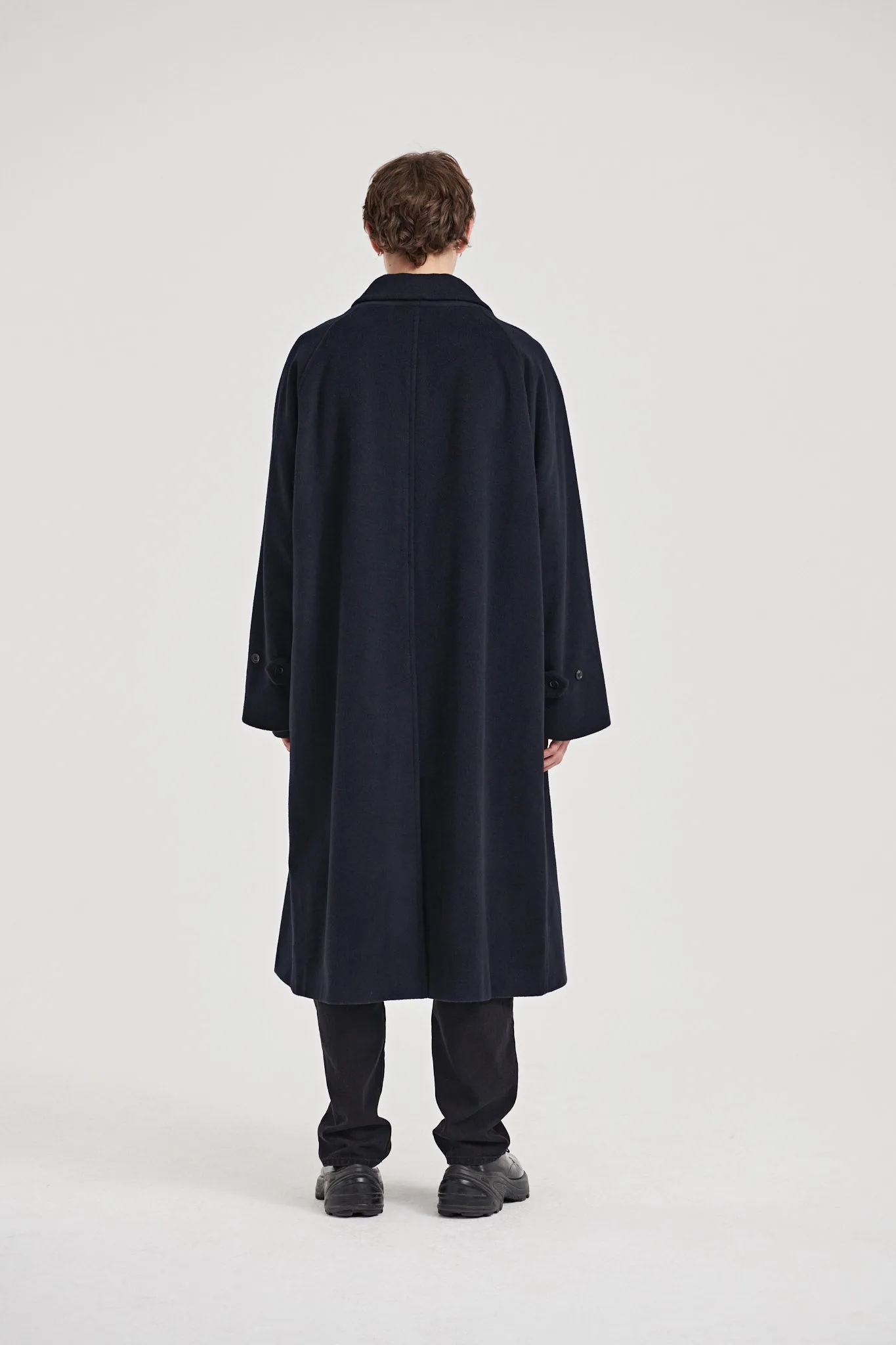 10 / Cashmere coat navy