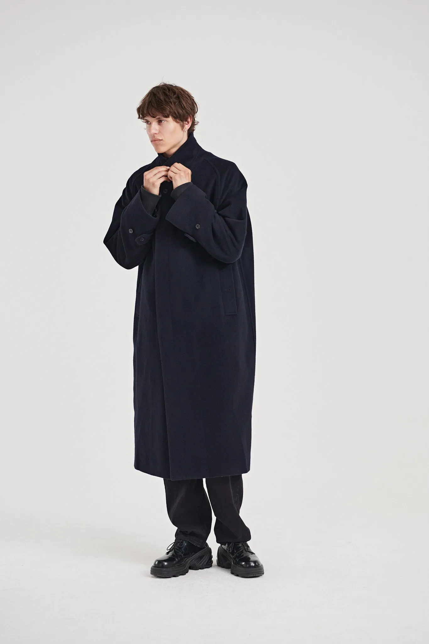 10 / Cashmere coat navy