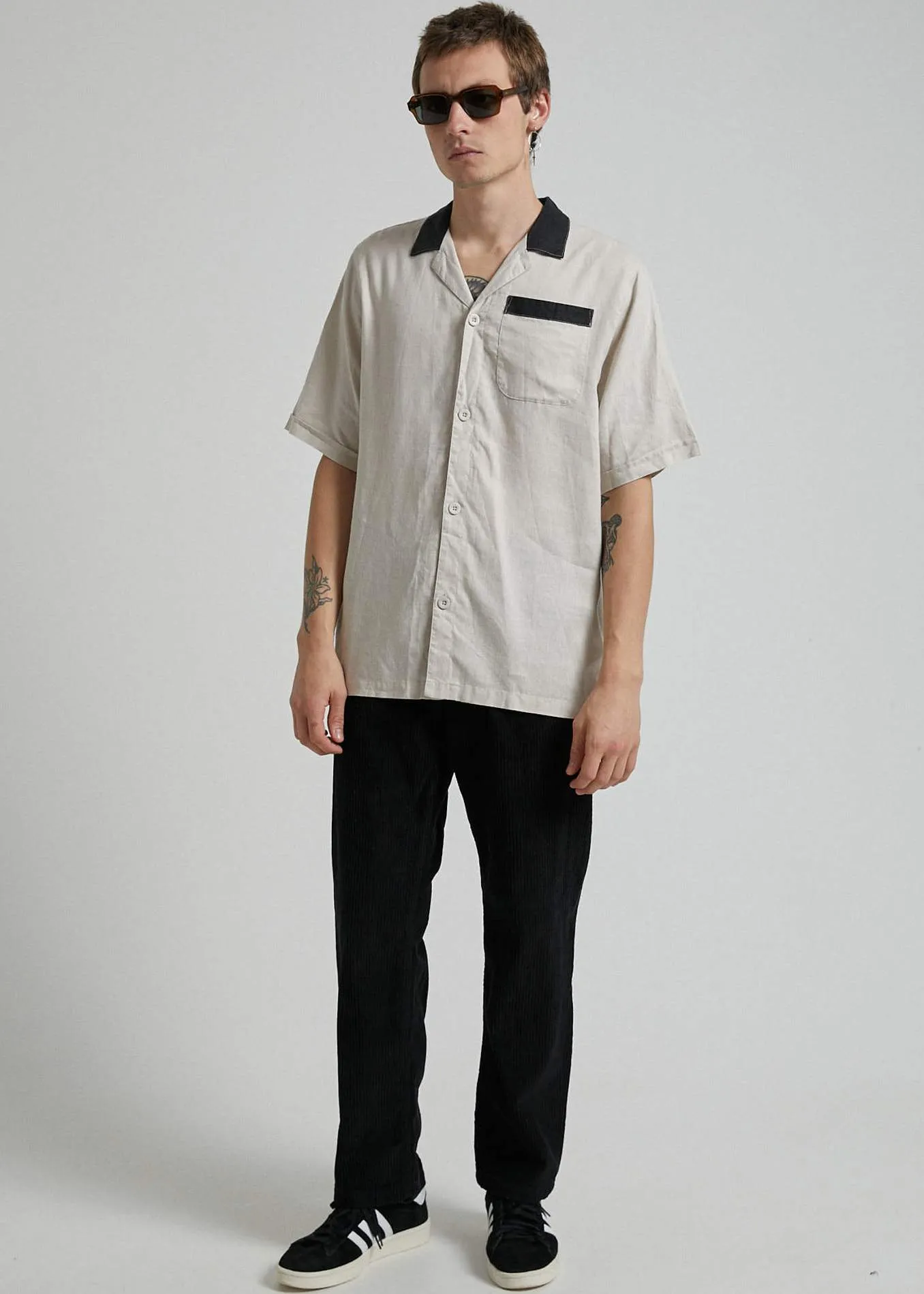 Afends Mens Bowlo - Hemp Cuban Short Sleeve Shirt - Moonbeam