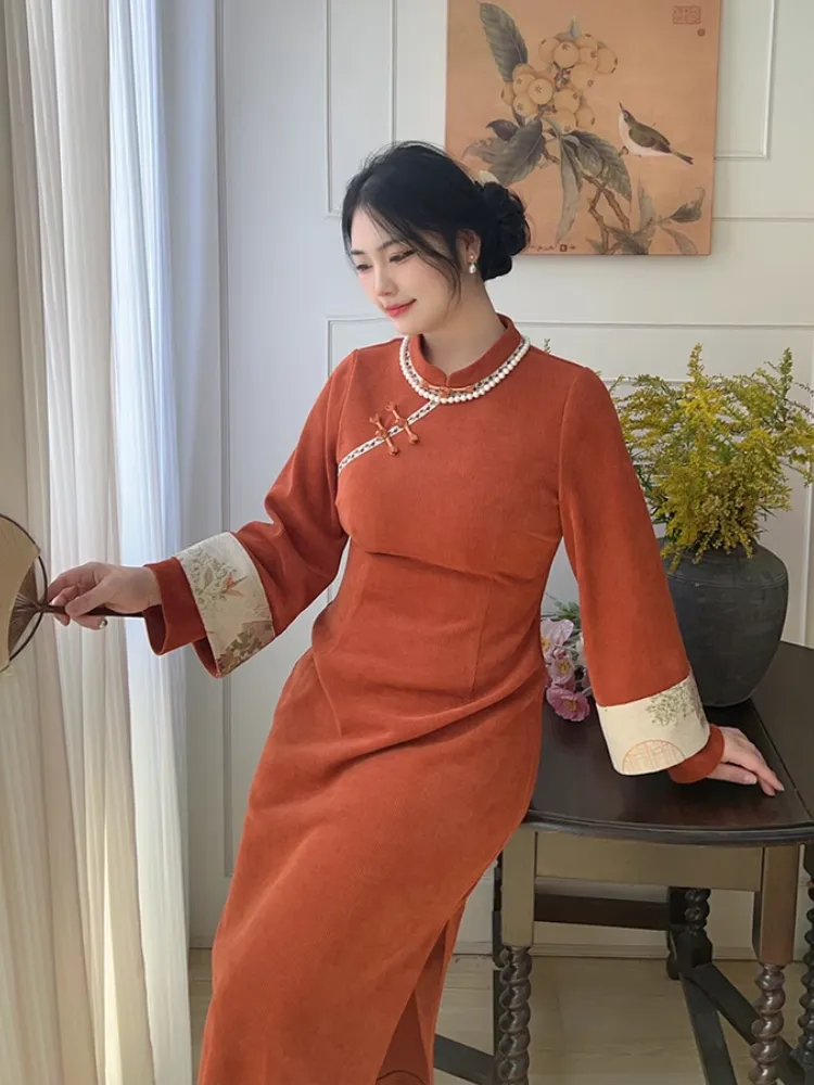 Shu 薯 Yam 1920s Inspired Plus Size Long Sleeve Winter Qipao & Majia Vest Set