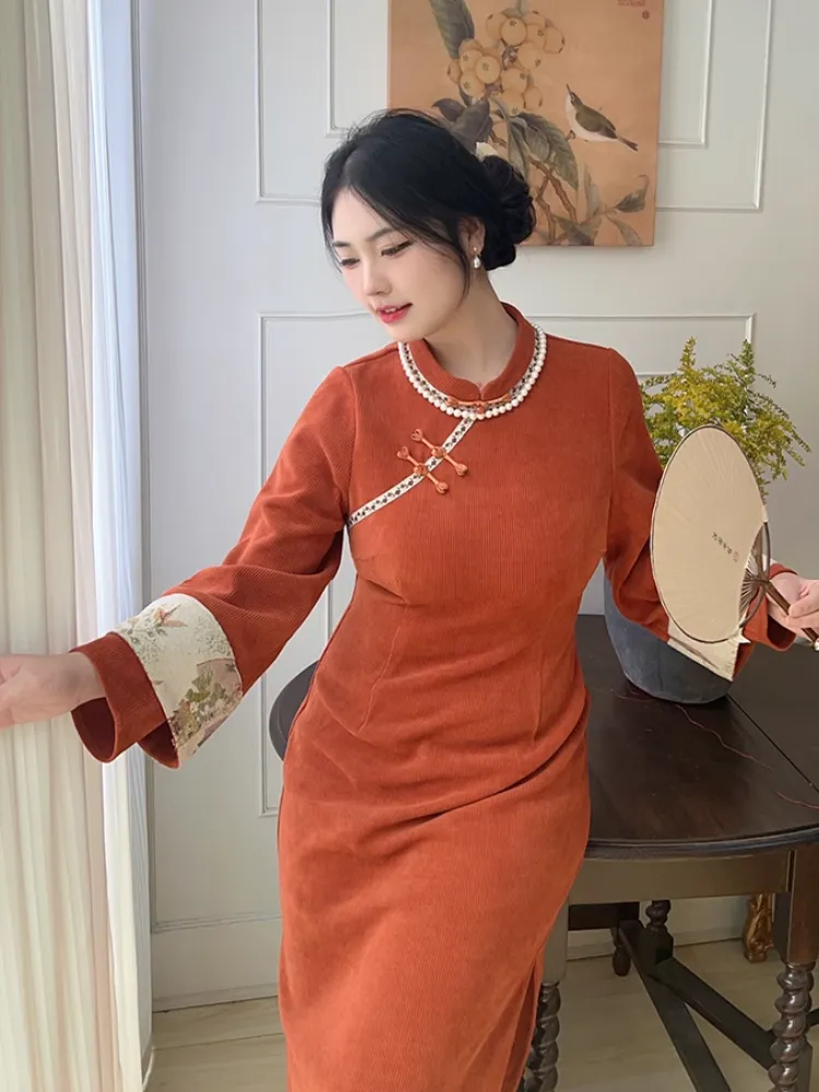 Shu 薯 Yam 1920s Inspired Plus Size Long Sleeve Winter Qipao & Majia Vest Set