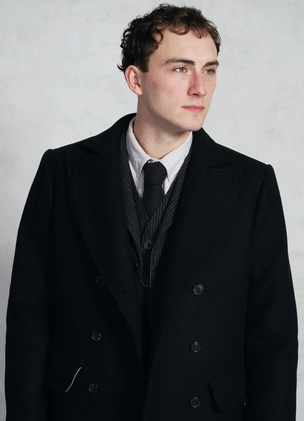 VILLUM 28-50-2 | Classic Double Breasted Coat | Premium Wool